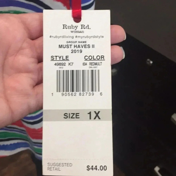 Ruby Rd sleeveless top - Picture 5 of 6